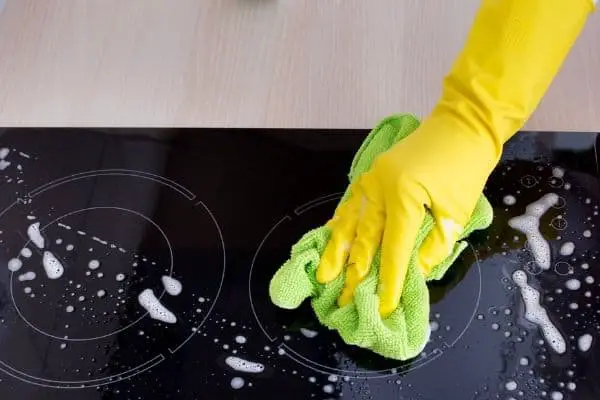 Clean An Induction Cooker