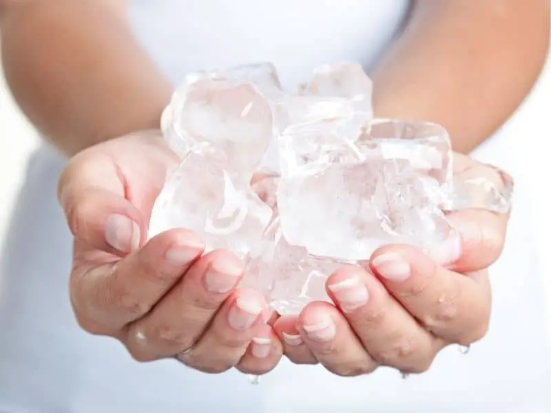 Your Ice Cubes Have A Bad Odor