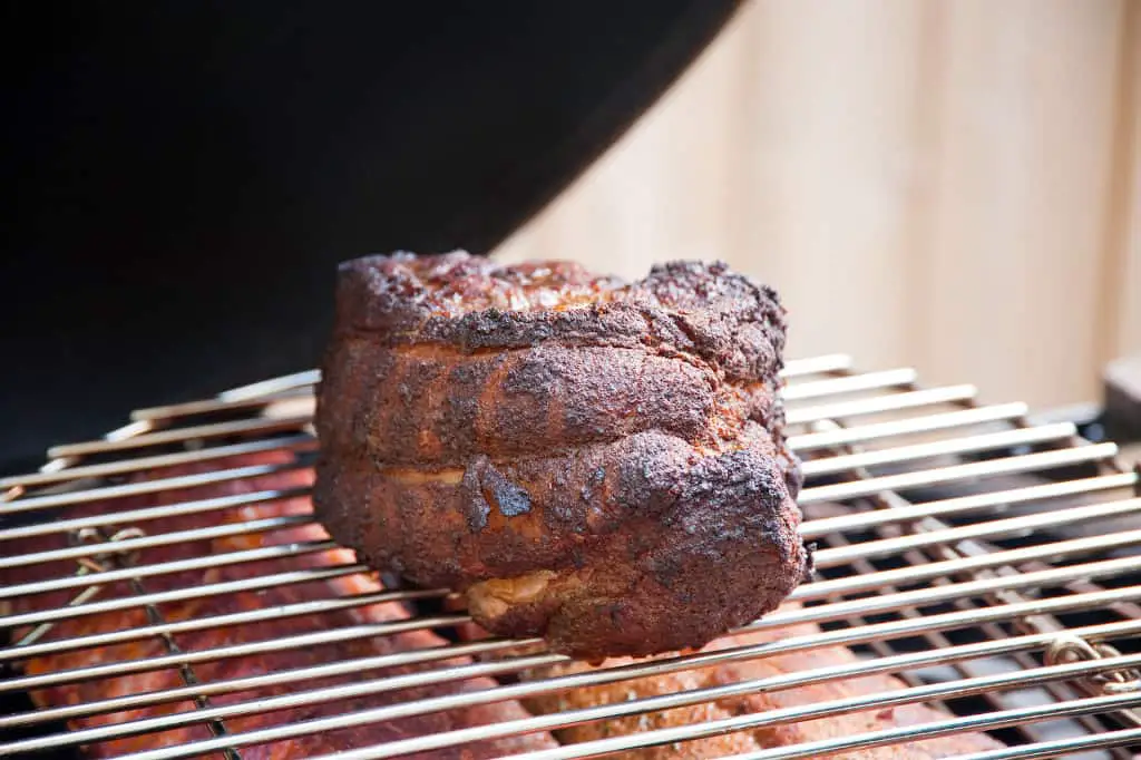 best meats to smoke - pork shoulder