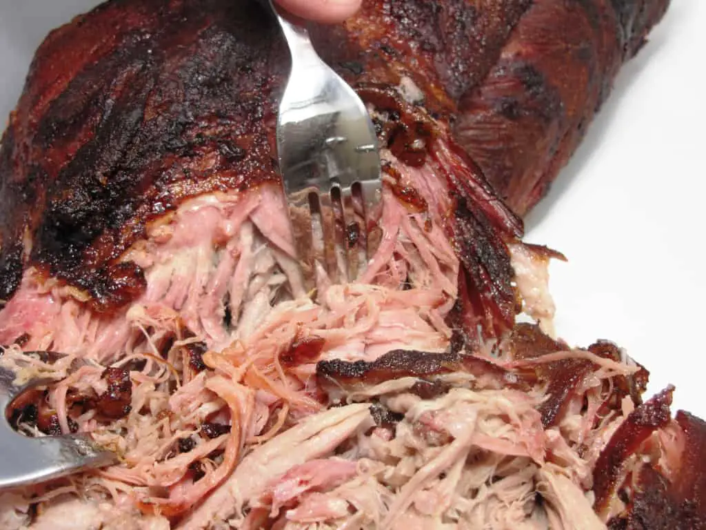 best meats to smoke - pulled pork